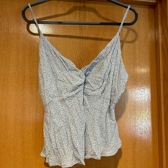 Abercrombie & Fitch Tops - Abercrombie &Fitch sleeveless ladies top size L. Blue with white florals.
